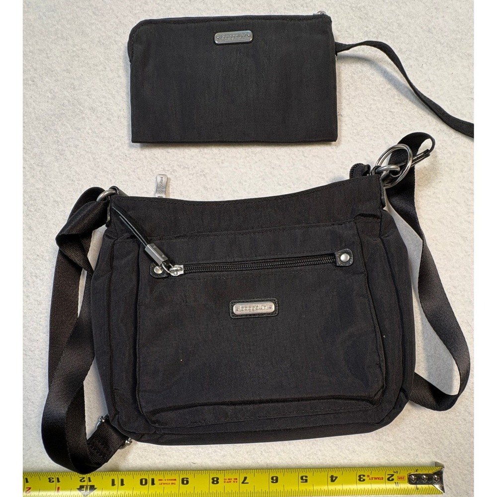 Baggallini Everywhere Crossbody Bag Black Nylon Travel Purse with Wristlet - Picture 8 of 11